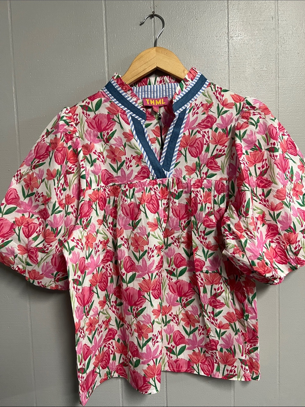 NWT THML Pink Floral V-Neck Top with Blue Trim
